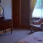 The Courtyard 4*