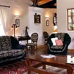 The Courtyard 4* 本拉提