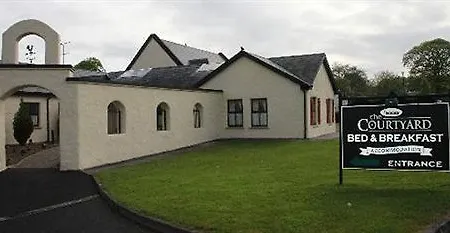 Penzion The Courtyard 4*