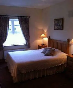 The Courtyard 번래티